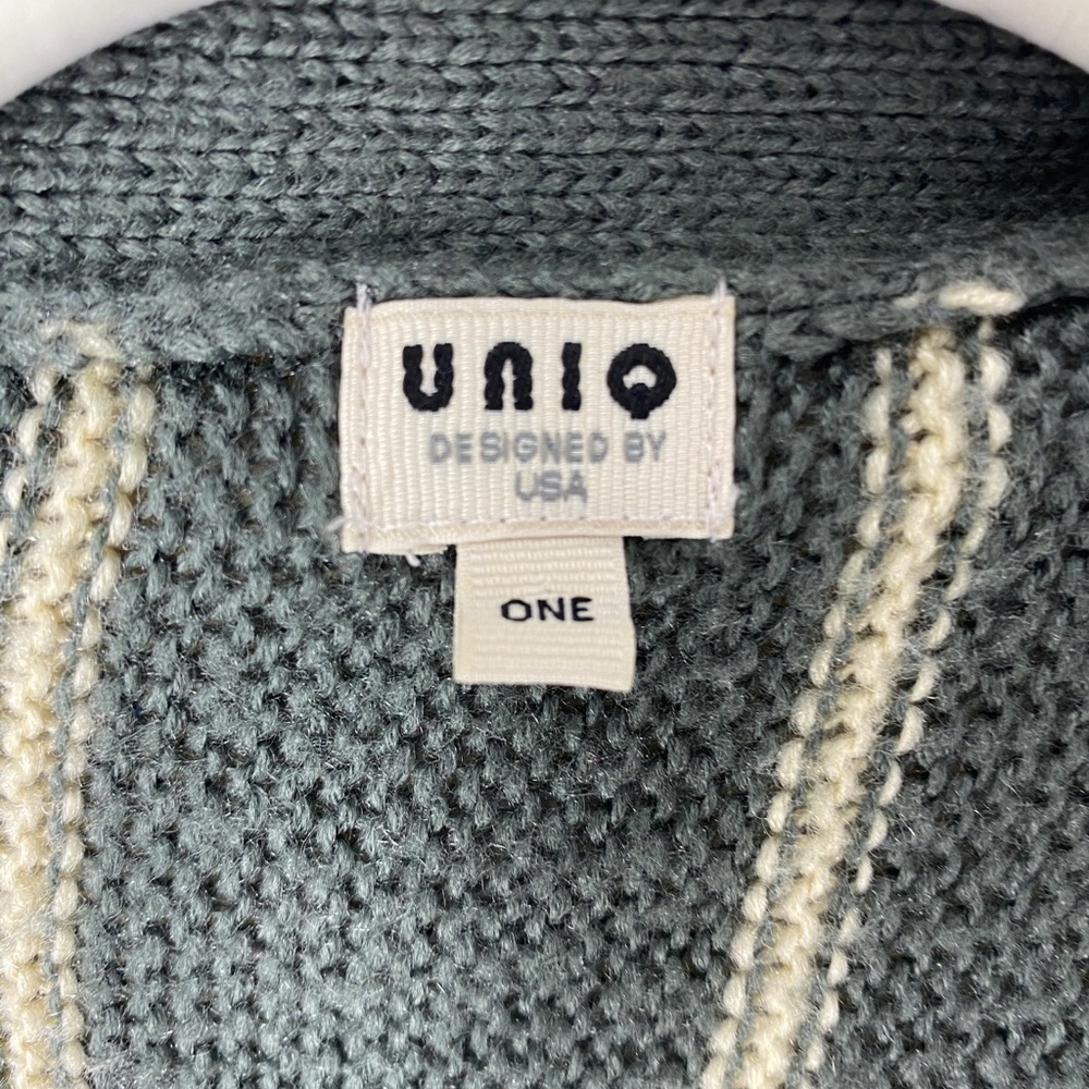 Uniqlo Grey Knit Striped oversized Cardigan - Picture 2 of 5